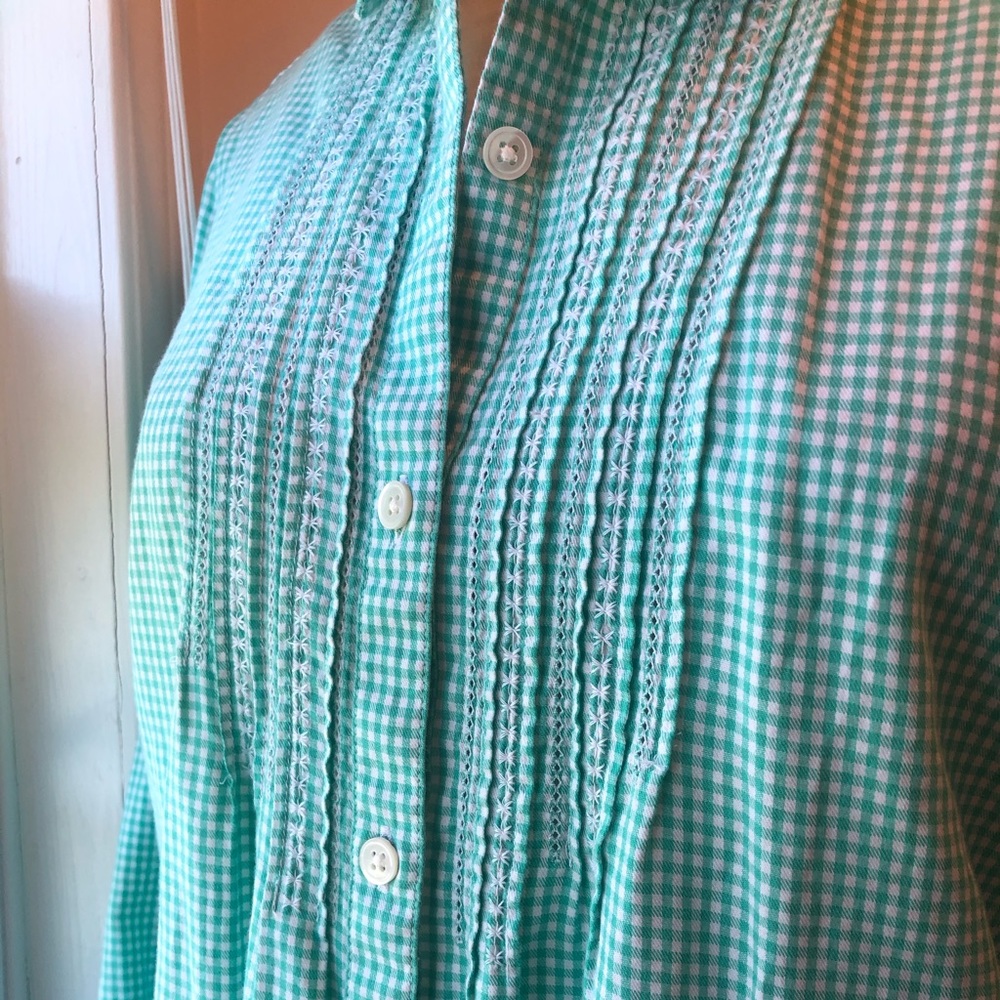 Women’s button down - Picture 6 of 8
